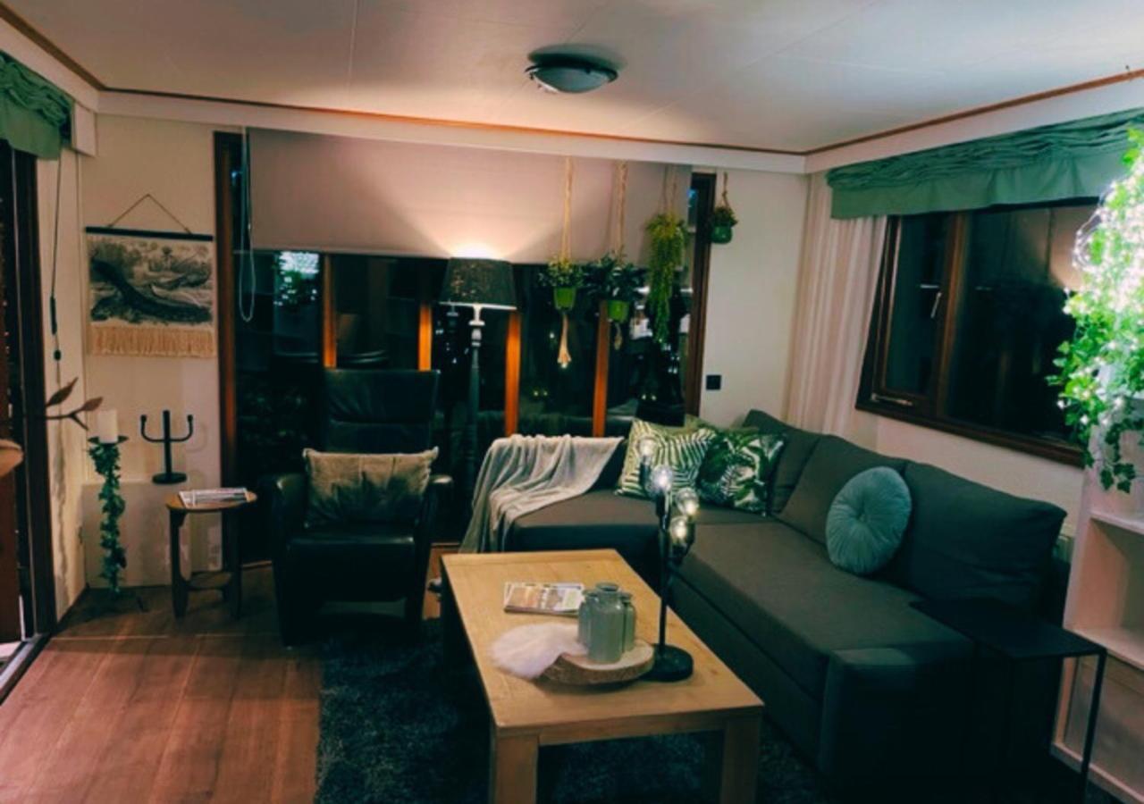 "De Jungle" Chalet Met Veranda Op Ijsselheide Hattemerbroek Veluwe 外观 照片