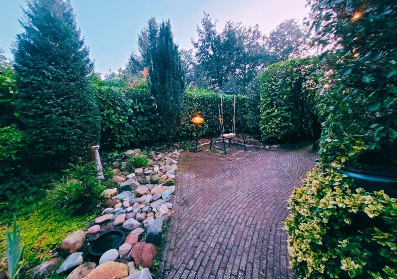 "De Jungle" Chalet Met Veranda Op Ijsselheide Hattemerbroek Veluwe 外观 照片